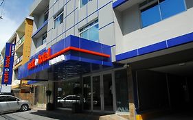Metro Hotel Panama